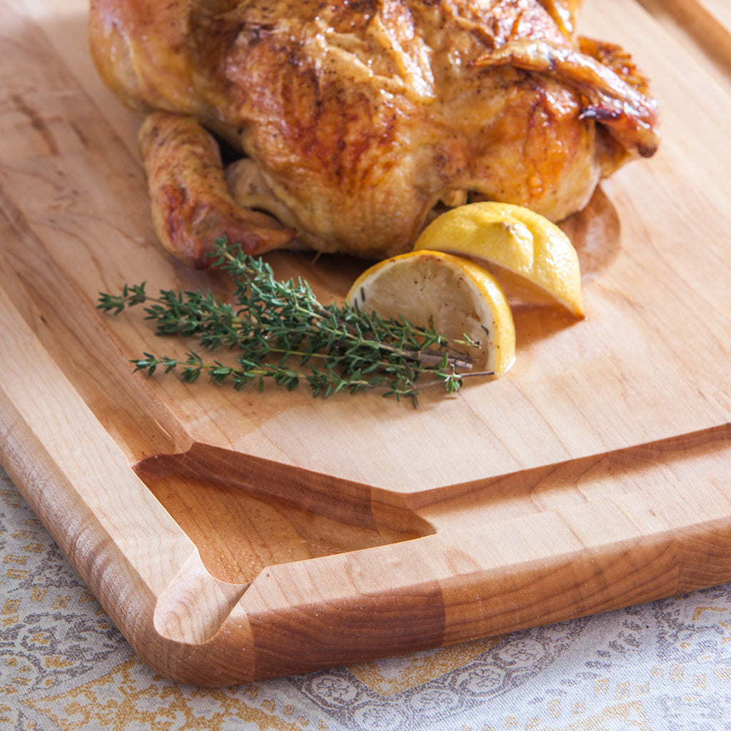 JK Adams Pour Spout Carving Board